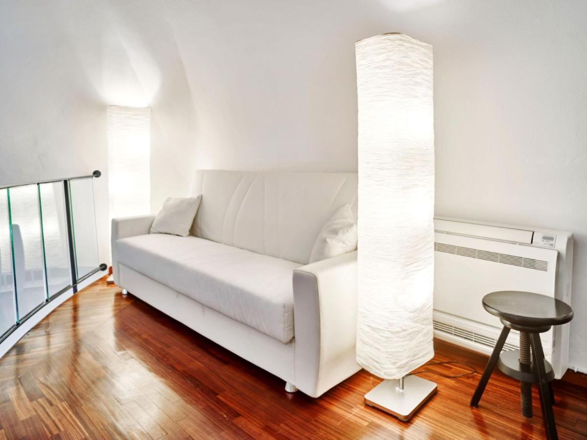 Splendid Apartment In The Historic Center 米兰 外观 照片
